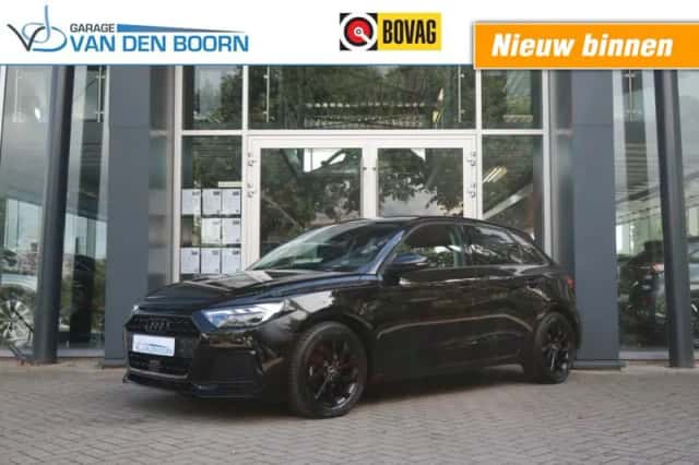 Audi A1 (2022) thumbnail 1