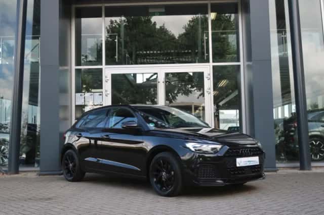 Audi A1 (2022) thumbnail 3