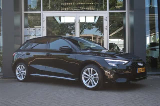 Audi A3 (2022) thumbnail 4