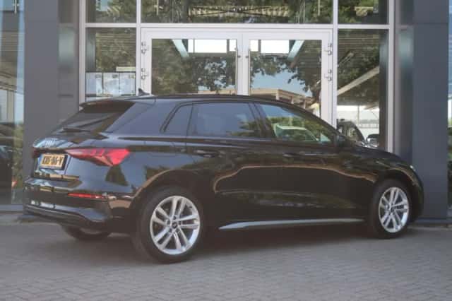 Audi A3 (2022) thumbnail 5