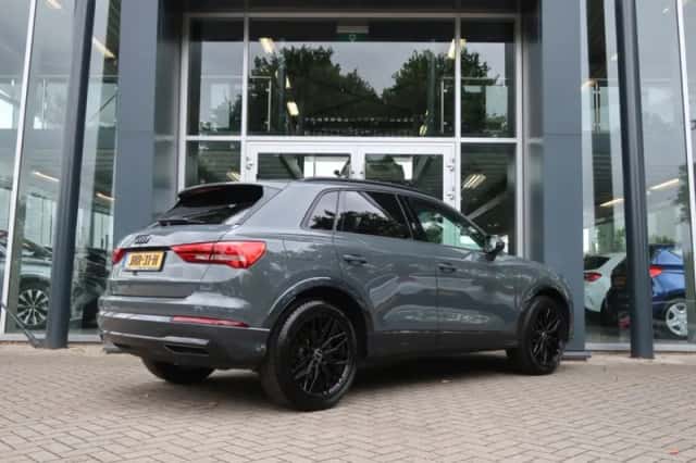 Audi Q3 (2020) thumbnail 4