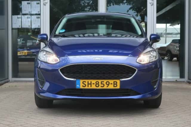 Ford Fiesta (2018) thumbnail 3