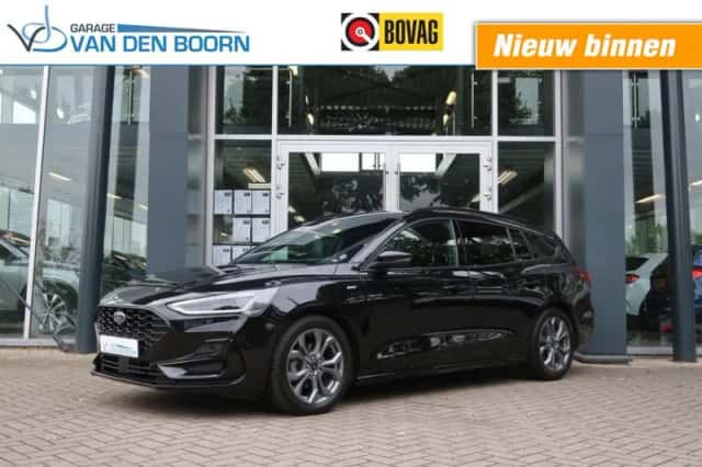 Ford Focus (2023) thumbnail 1