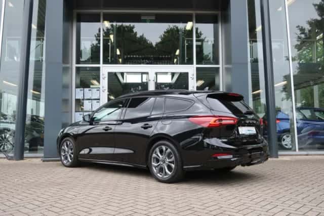 Ford Focus (2023) thumbnail 6