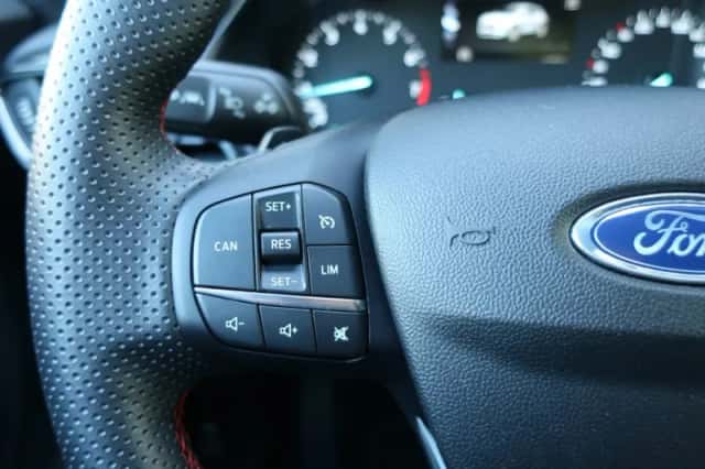 Ford Puma (2022) thumbnail 2
