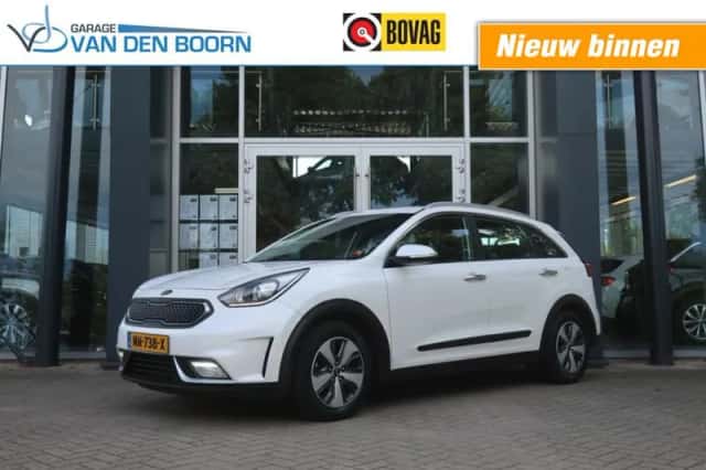Kia Niro (2017) thumbnail 1