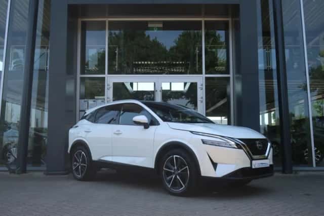 Nissan Qashqai (2023) thumbnail 4
