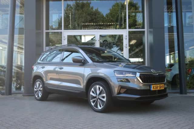 Škoda Karoq (2022) thumbnail 3