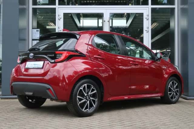 Toyota Yaris (2020) thumbnail 5