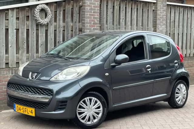Peugeot 107 (2011) thumbnail 1