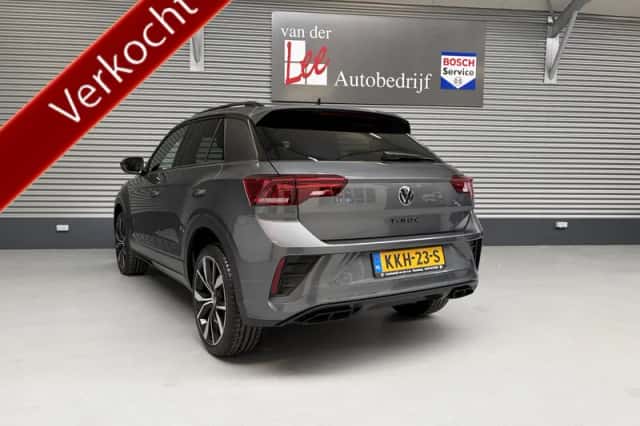 Volkswagen T-Roc (2025) thumbnail 4