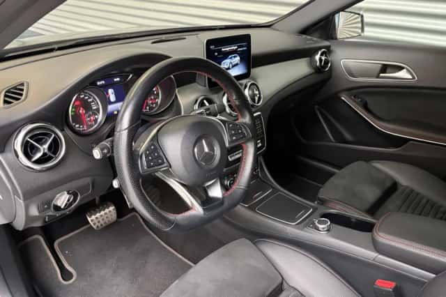 Mercedes-Benz GLA (2020) thumbnail 6