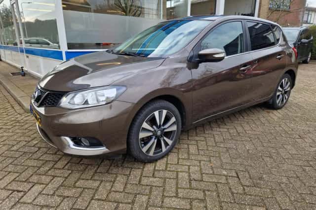 Nissan Pulsar (2016) thumbnail 1