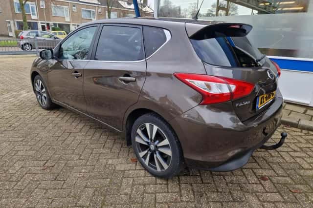 Nissan Pulsar (2016) thumbnail 4
