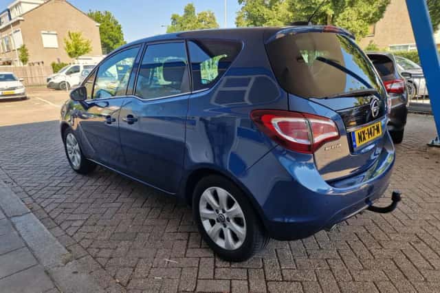 Opel Meriva (2016) thumbnail 4