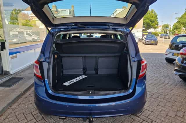Opel Meriva (2016) thumbnail 6