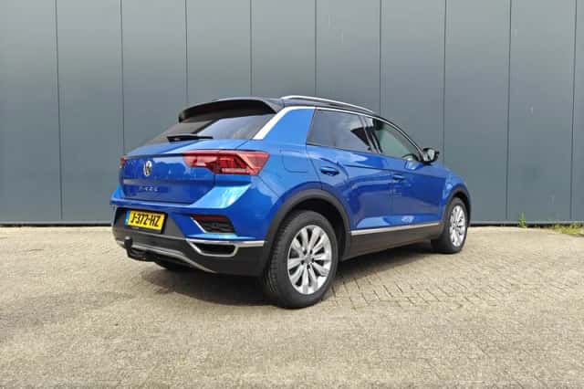 Volkswagen T-Roc (2019) thumbnail 6
