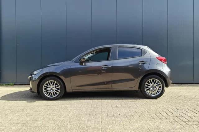 Mazda 2 (2021) thumbnail 3