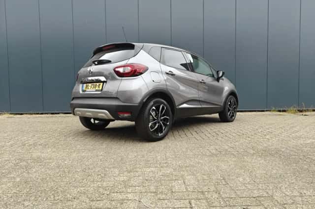 Renault Captur (2017) thumbnail 5