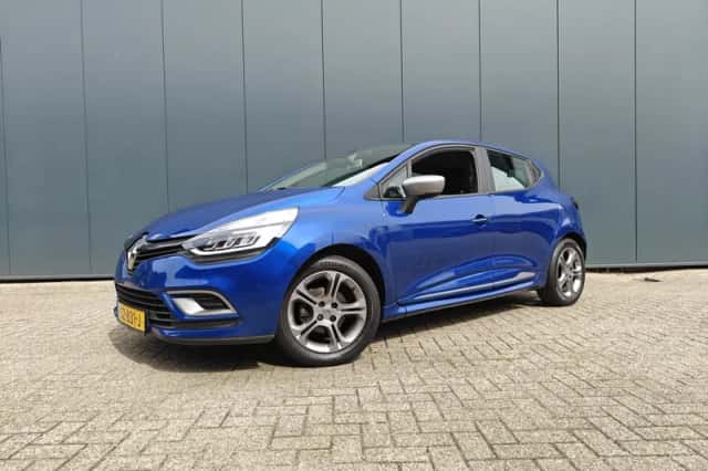 Renault Clio (2018) thumbnail 2