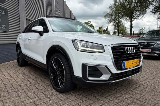 Audi Q2 (2018) thumbnail 4