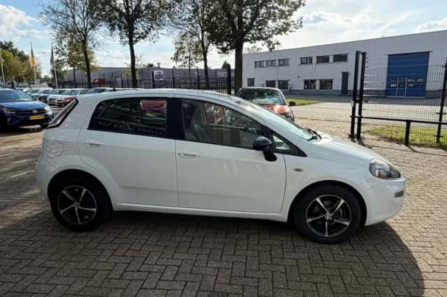 Fiat Punto Evo (2012) thumbnail 5