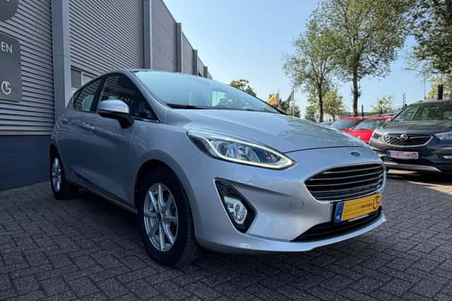 Ford Fiesta (2020) thumbnail 4