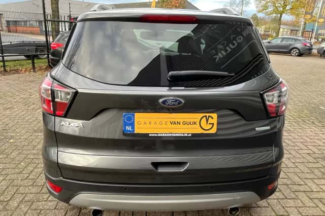Ford Kuga (2018) thumbnail 6