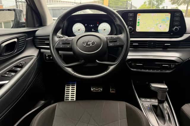 Hyundai Bayon (2022) thumbnail 2