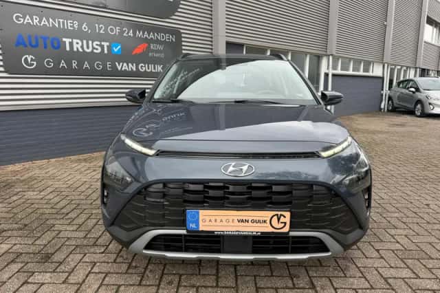 Hyundai Bayon (2022) thumbnail 3