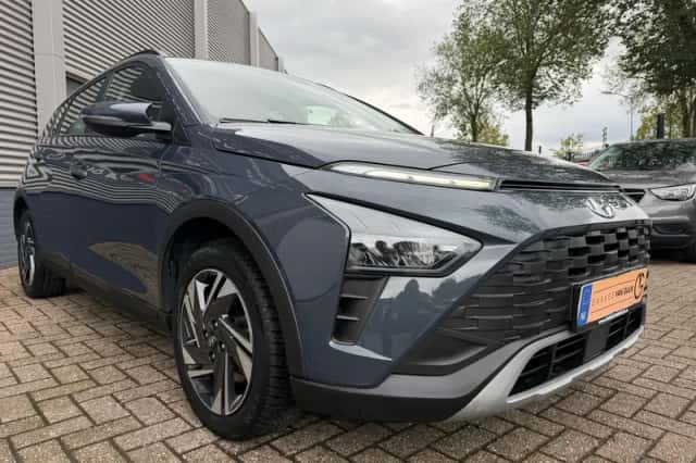 Hyundai Bayon (2022) thumbnail 4