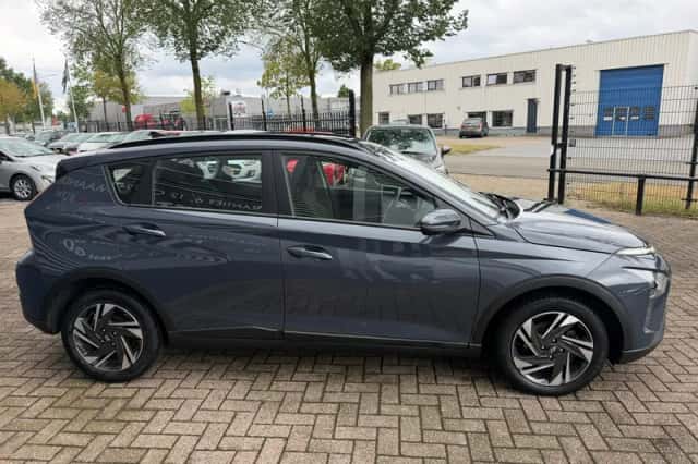 Hyundai Bayon (2022) thumbnail 5
