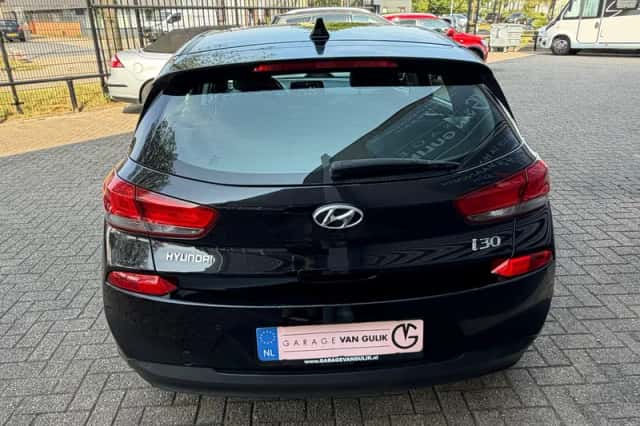 Hyundai i30 (2019) thumbnail 6