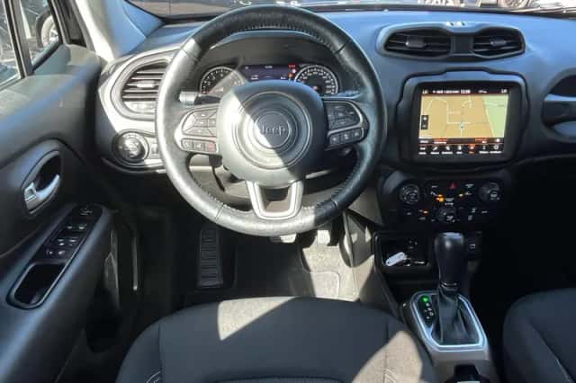 Jeep Renegade (2020) thumbnail 3
