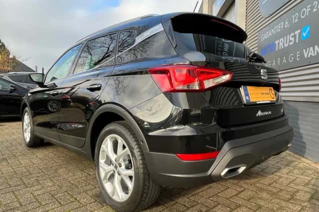 SEAT Arona (2021) thumbnail 6