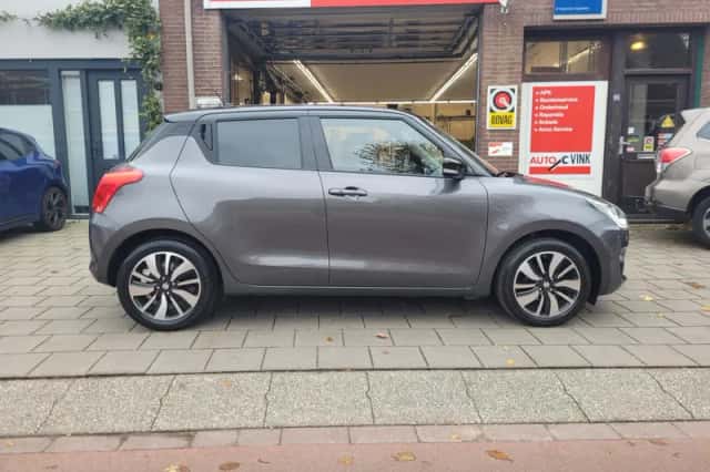 Suzuki Swift (2020) thumbnail 3