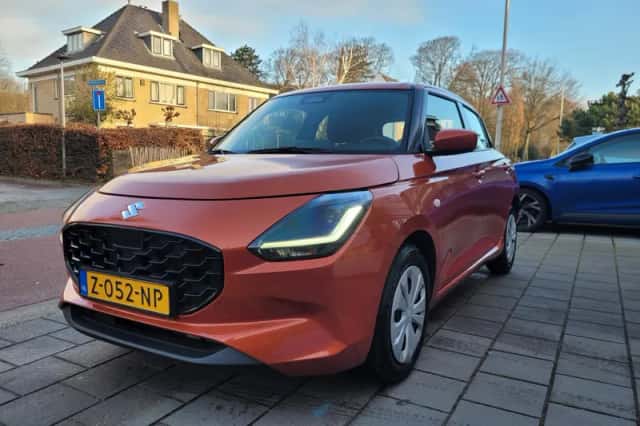 Suzuki Swift (2024) thumbnail 1