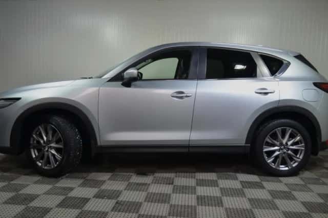 Mazda CX-5 (2020) thumbnail 3