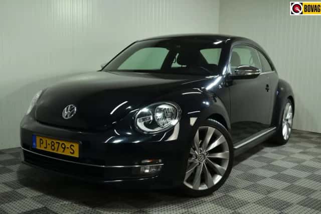 Volkswagen Beetle (2012) thumbnail 1