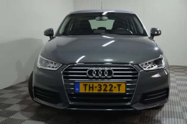 Audi A1 (2017) thumbnail 5