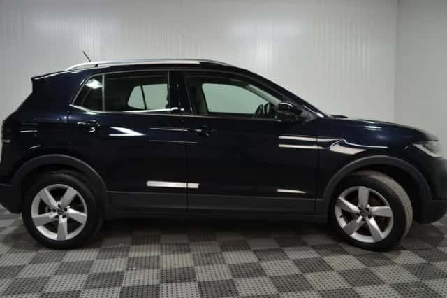 Volkswagen T-Cross (2021) thumbnail 2
