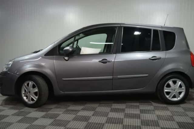 Renault Grand Modus (2008) thumbnail 3