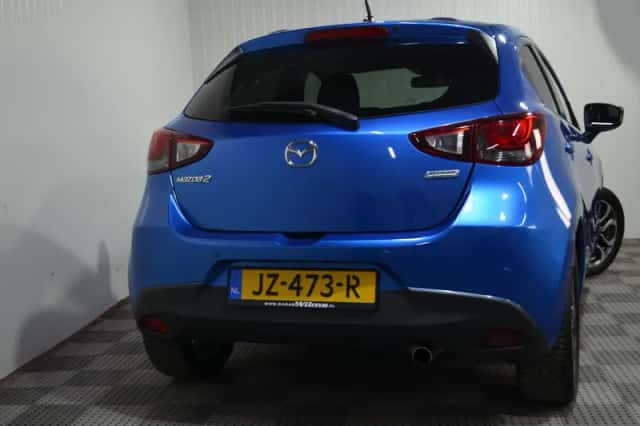 Mazda 2 (2016) thumbnail 4