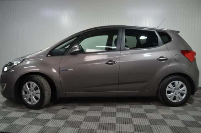 Hyundai ix20 (2011) thumbnail 3
