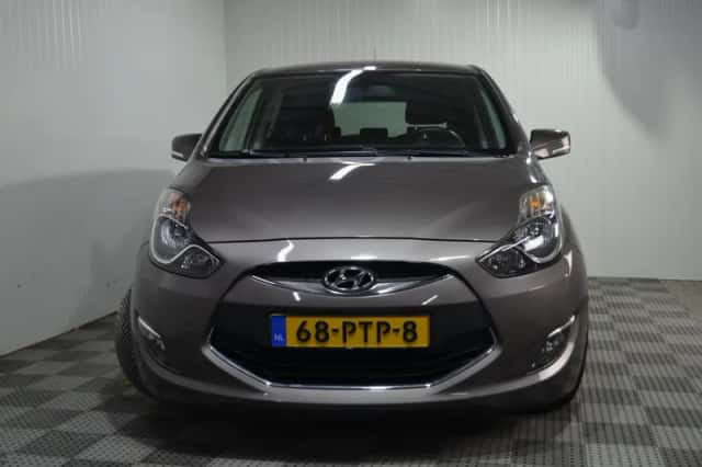 Hyundai ix20 (2011) thumbnail 5