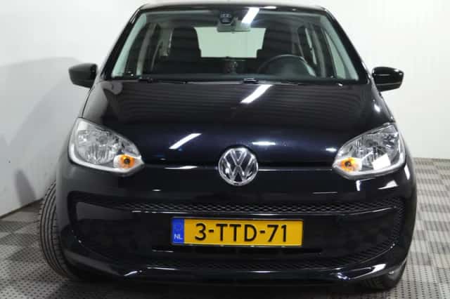 Volkswagen Up! (2014) thumbnail 4