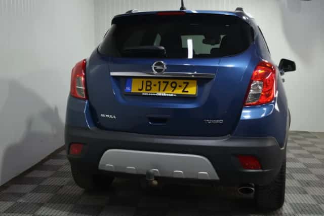 Opel Mokka (2016) thumbnail 4