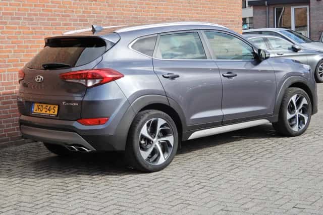Hyundai Tucson (2018) thumbnail 2