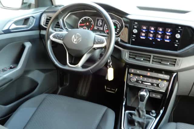 Volkswagen T-Cross (2021) thumbnail 5