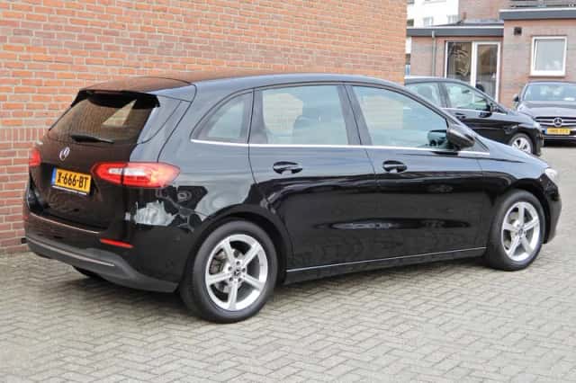 Mercedes-Benz B-Klasse (2019) thumbnail 2